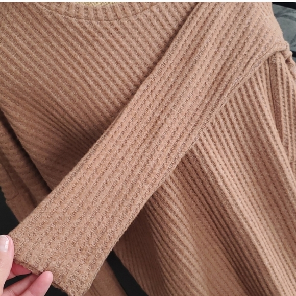 Waffle Texture Oversized Top - Picture 3 of 6